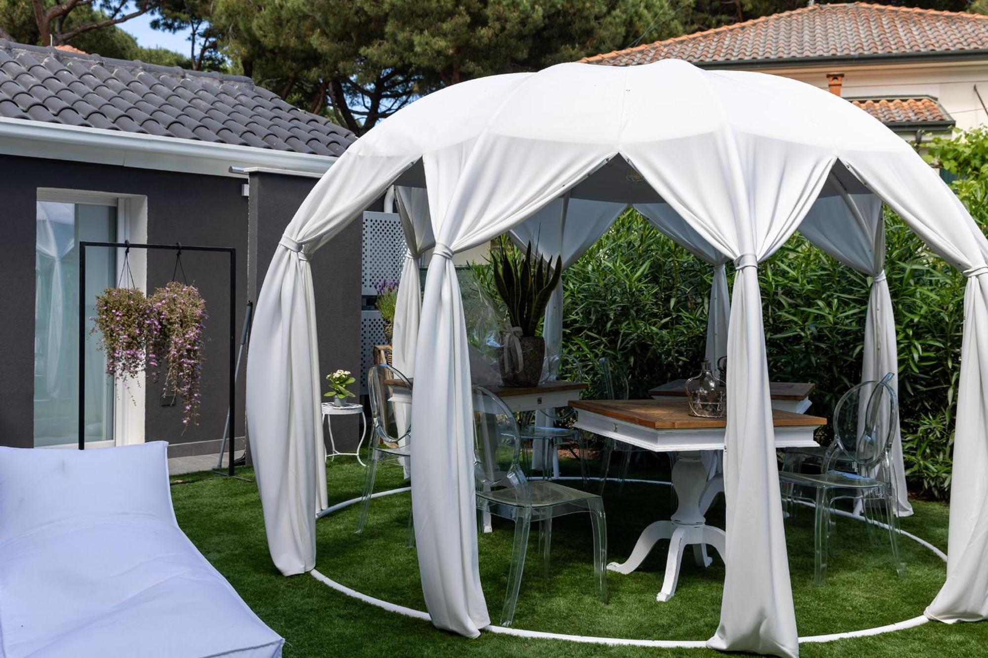 Villa Monti Suites&Aparts Cesenatico Buitenkant foto