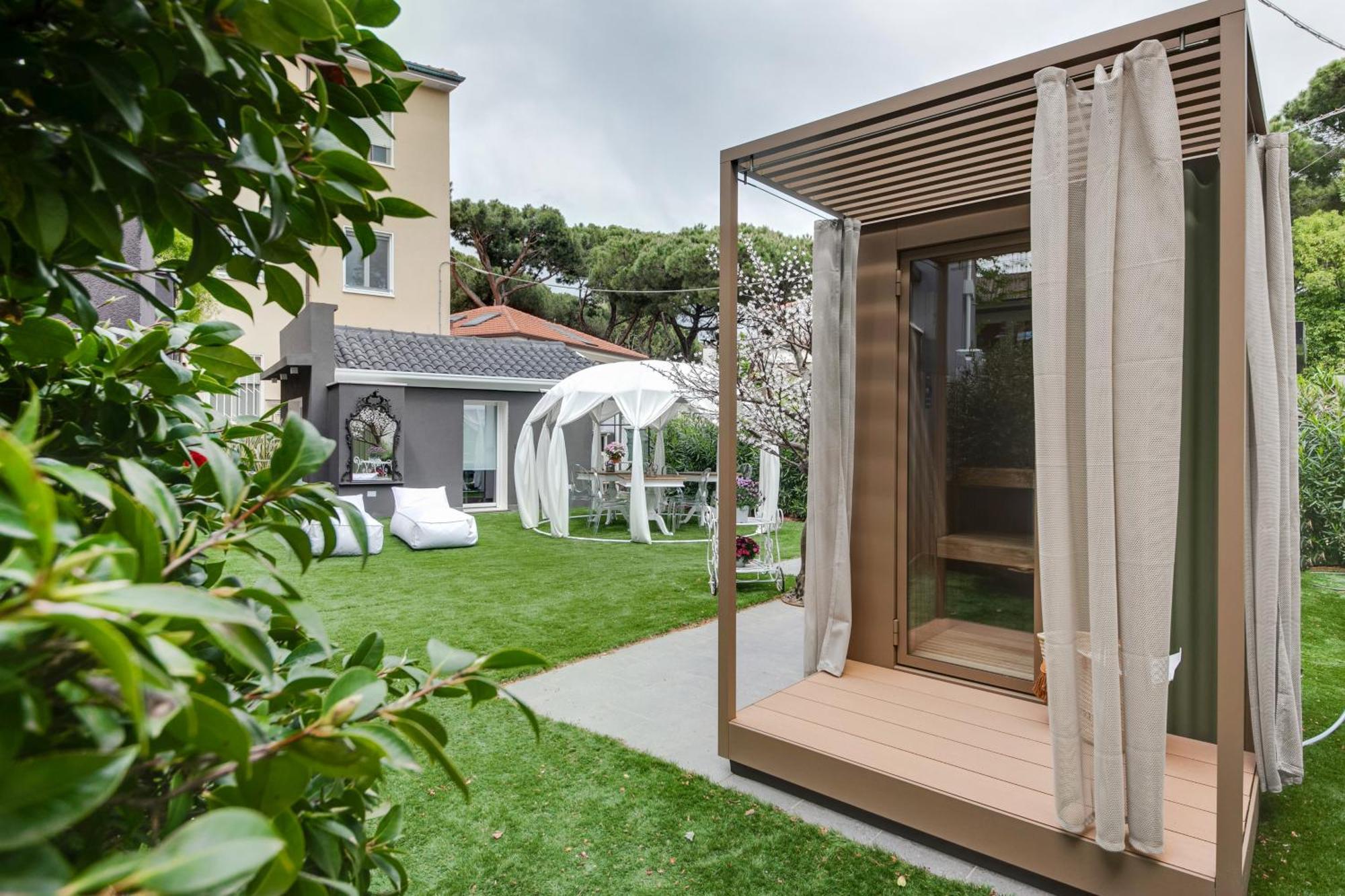 Villa Monti Suites&Aparts Cesenatico Buitenkant foto