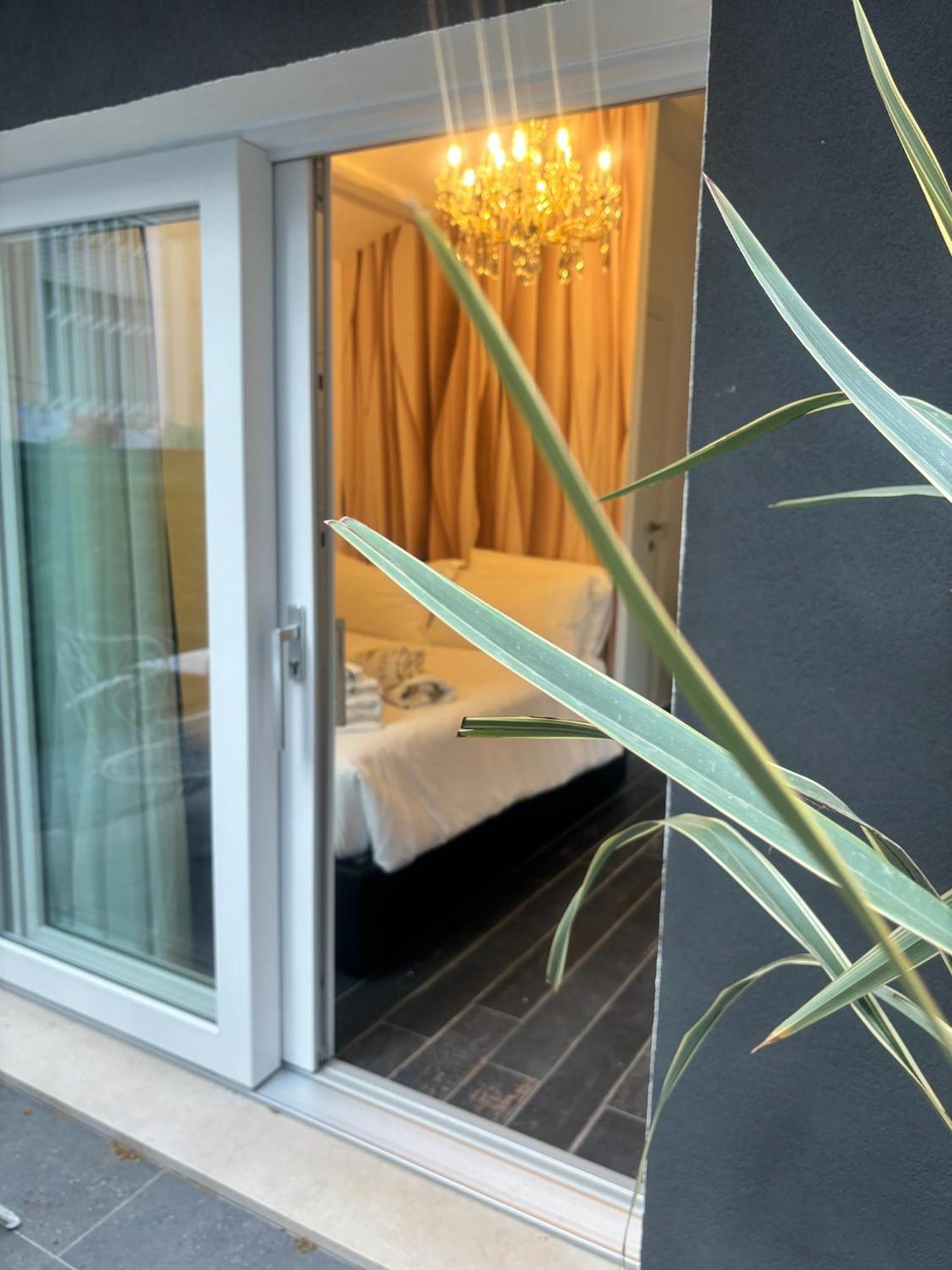 Villa Monti Suites&Aparts Cesenatico Buitenkant foto